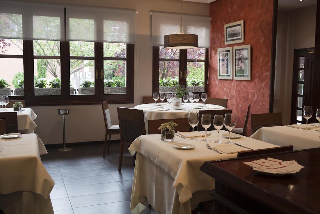 Hotel Txartel Lasarte Oria Esterno foto