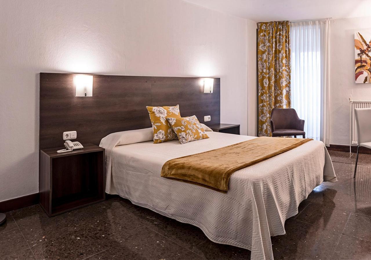 Hotel Txartel Lasarte Oria Esterno foto