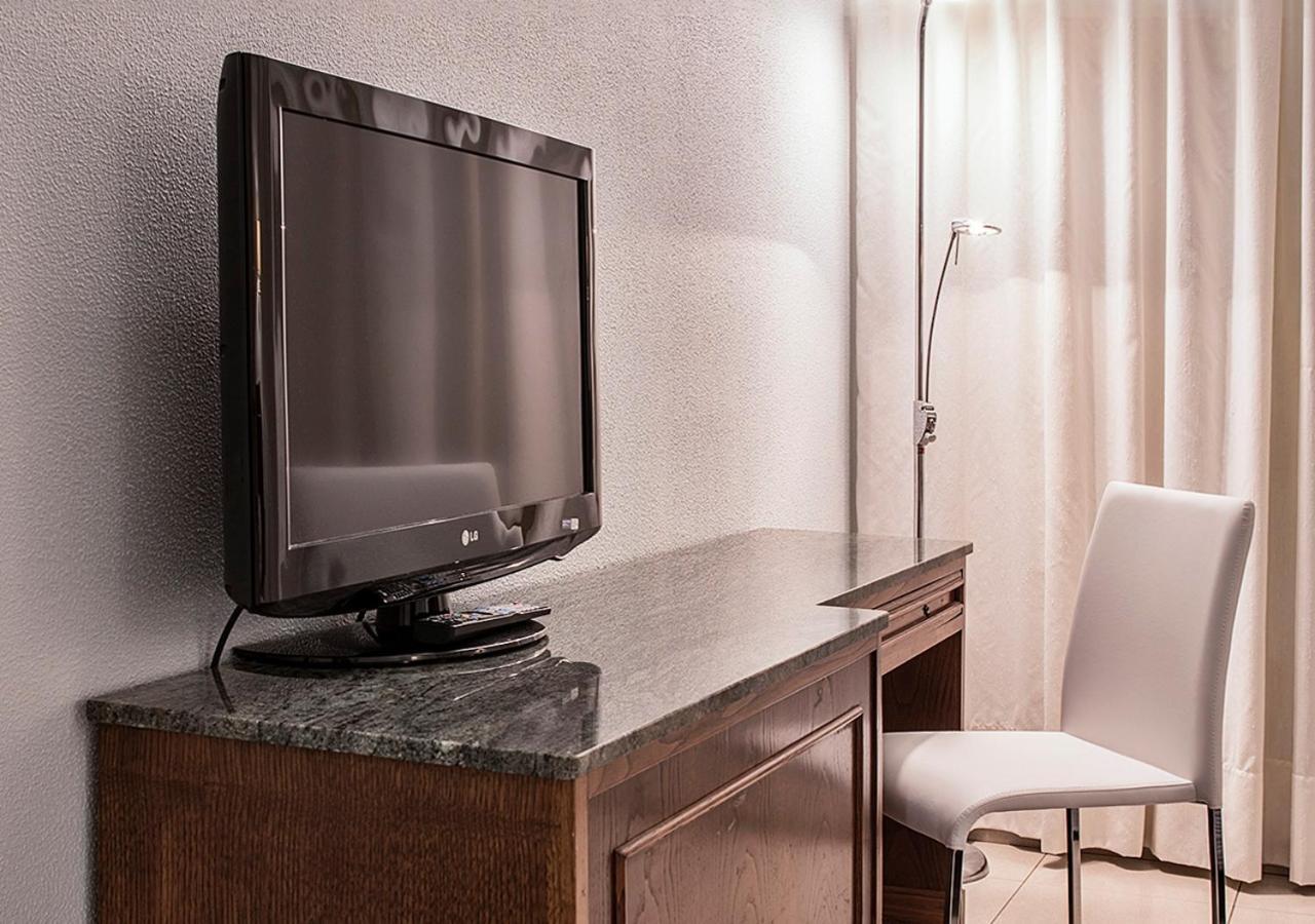 Hotel Txartel Lasarte Oria Esterno foto