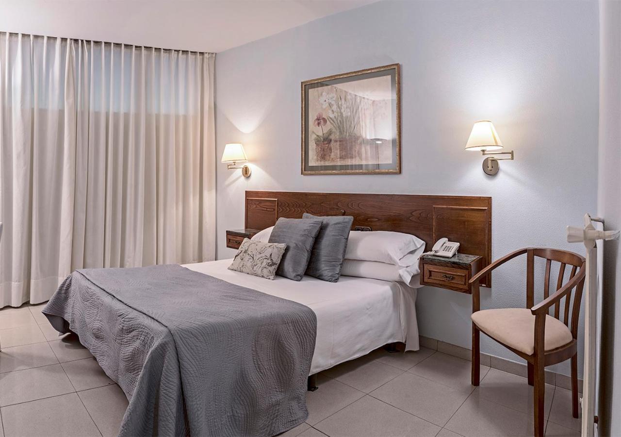 Hotel Txartel Lasarte Oria Esterno foto