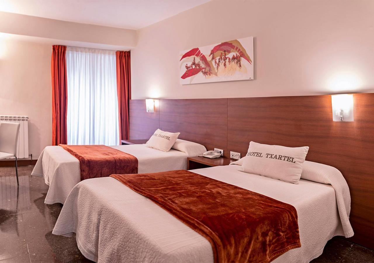 Hotel Txartel Lasarte Oria Esterno foto