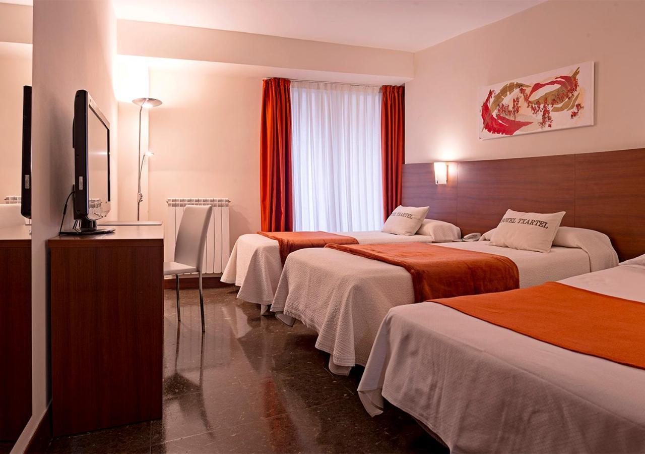 Hotel Txartel Lasarte Oria Esterno foto